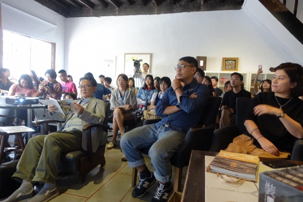 學員們認真聆聽論壇講者之演說
