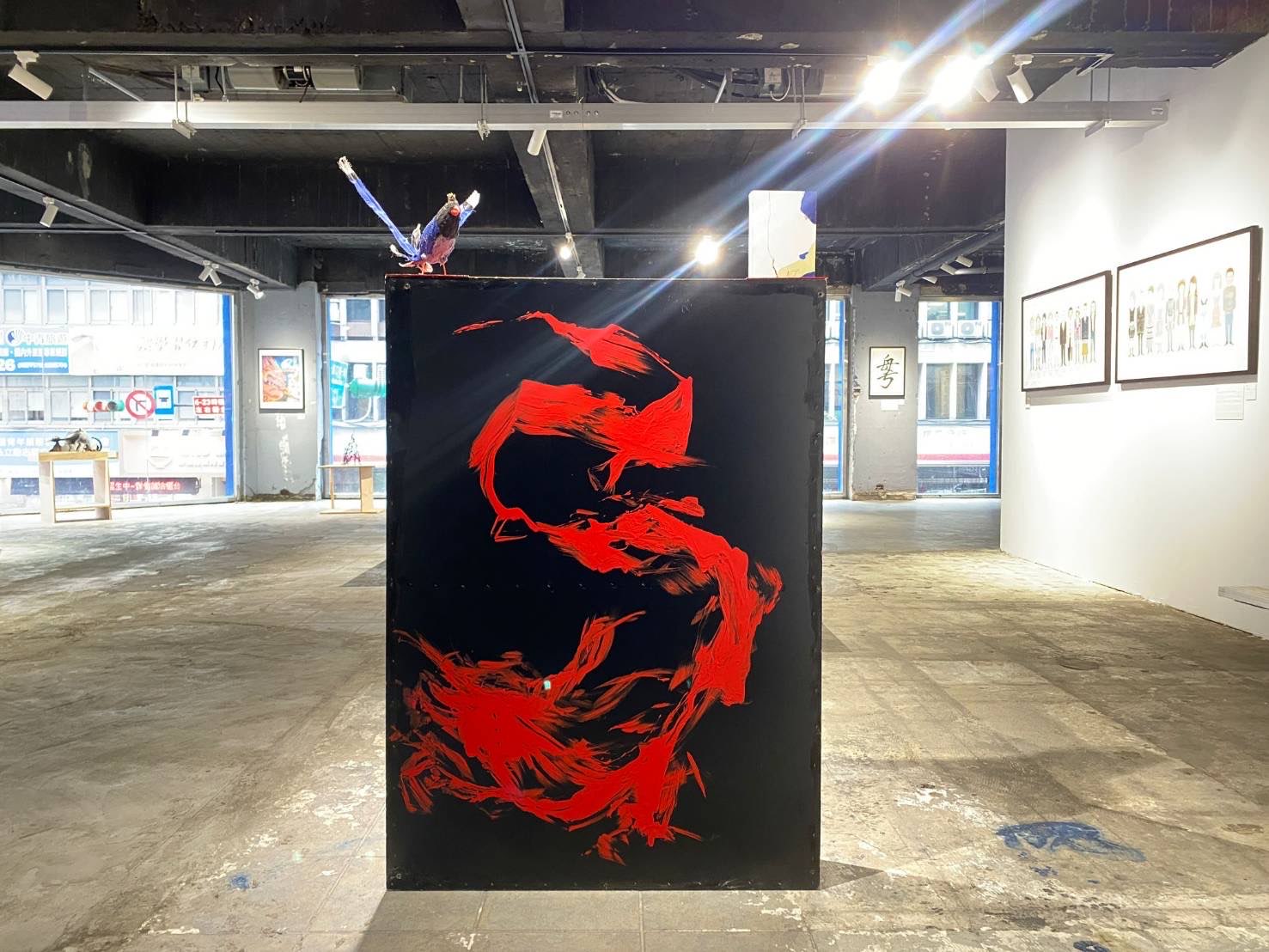「龍」作品背面(Anderson提供)