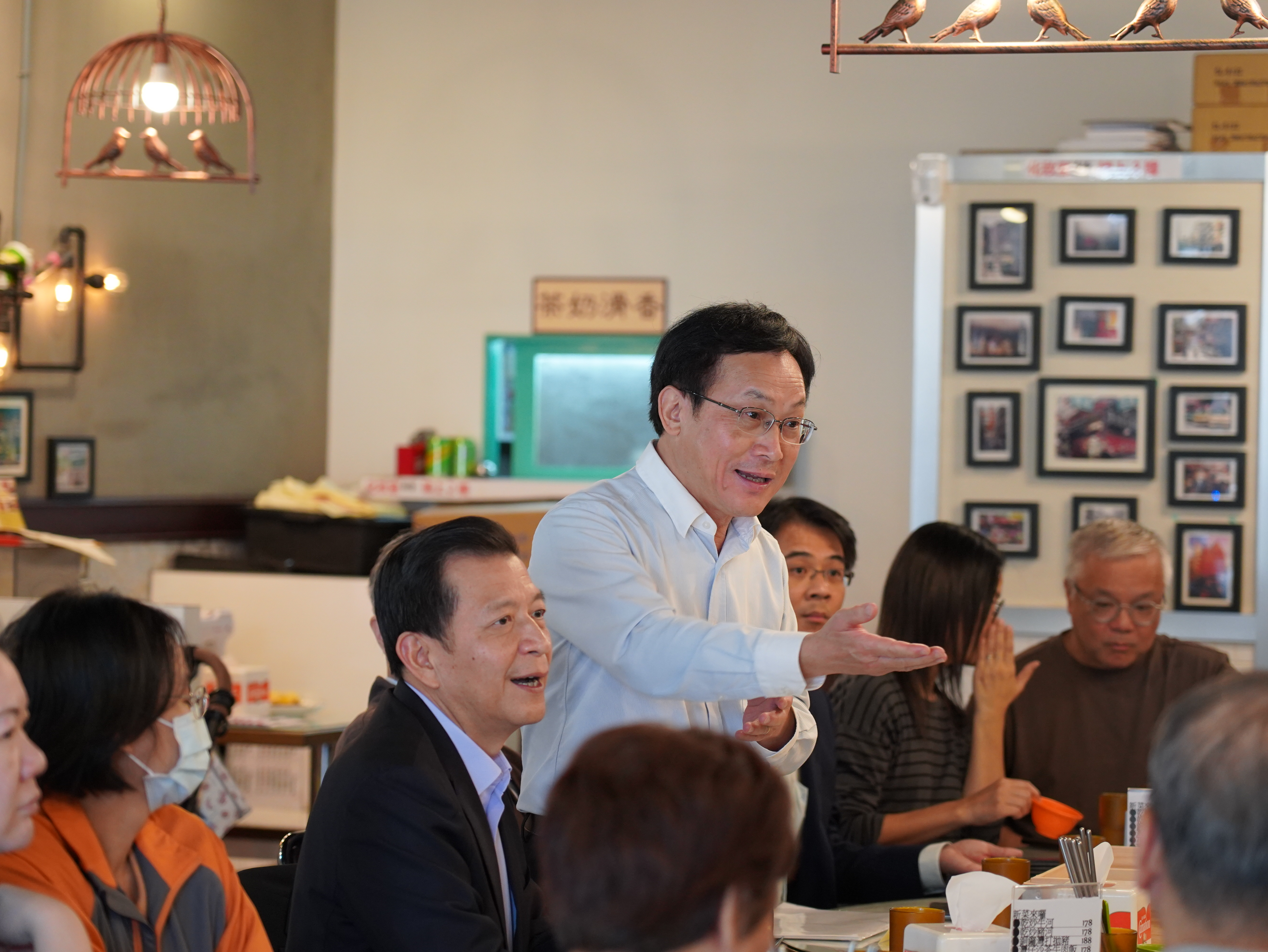 麥會長回應與會港人提問